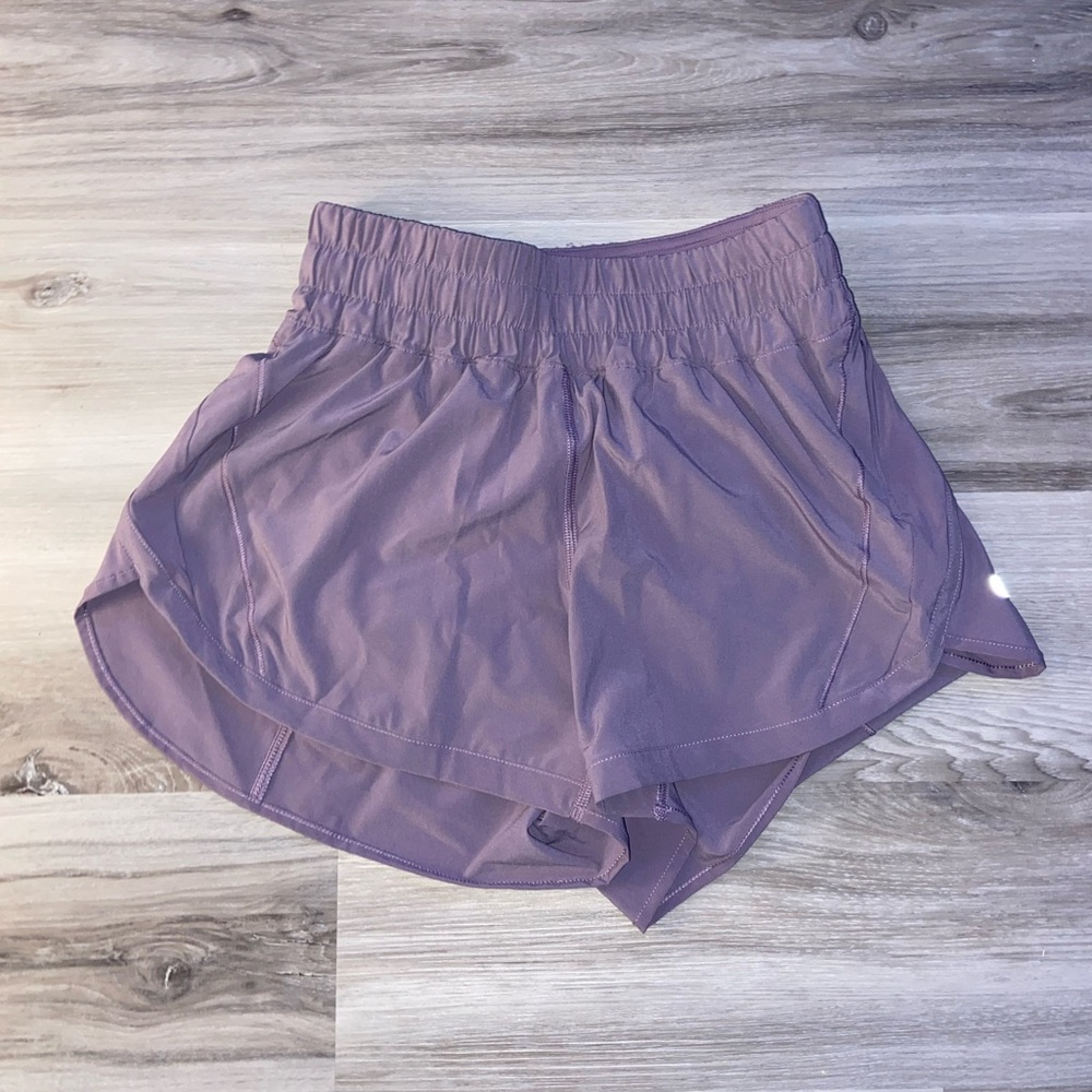 Lululemon tracker shorts size 4